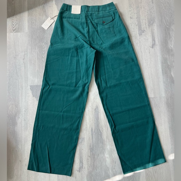 NWT Teal pleated trousers with button closure and front pleats, size 6. - Picture 6 of 7